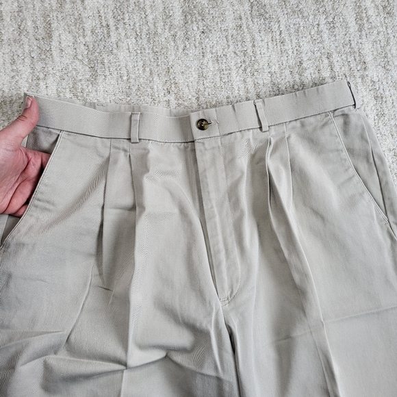 Thomson New Classics Comfort Stretch Slacks Pleated Chinos - Picture 3 of 5